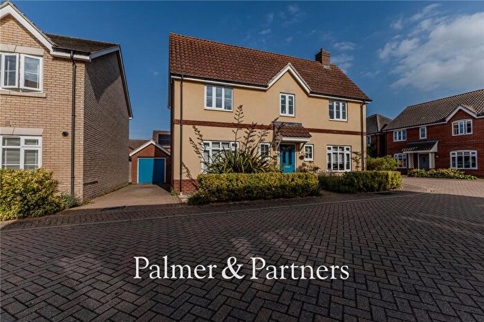 4 Bedroom Detached House For Sale In Montagu Drive, Saxmundham, Suffolk, IP17