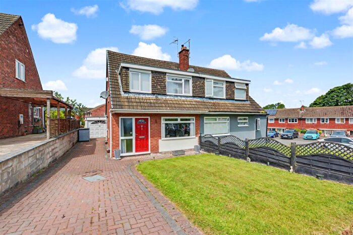 3 Bedroom Semi-Detached House For Sale In Banks Close, Arnold, Nottingham, NG5