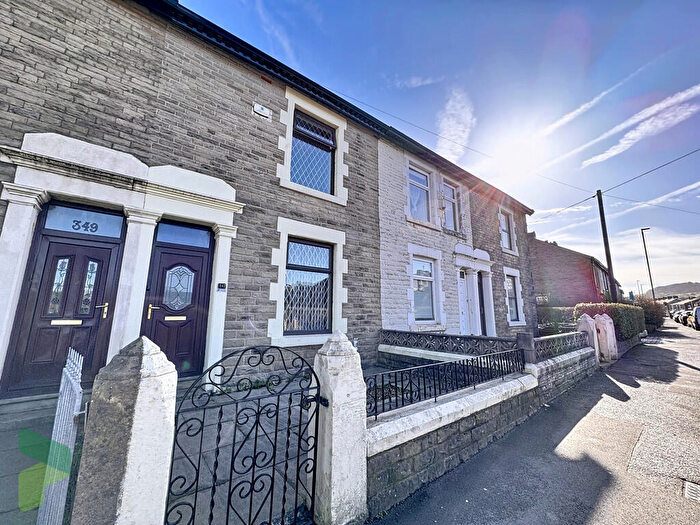 3 Bedroom Terraced House For Sale In Blackburn Road, Darwen, BB3