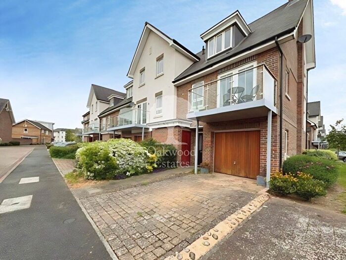 3 Bedroom Terraced House To Rent In Raven Drive, Maidenhead, SL6
