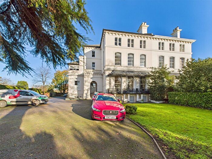 2 Bedroom Flat For Sale In Pittville Circus Road, Cheltenham, Gloucestershire, GL52