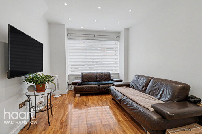 3 Bedroom Terraced House For Sale In Salop Road, Walthamstow, E17
