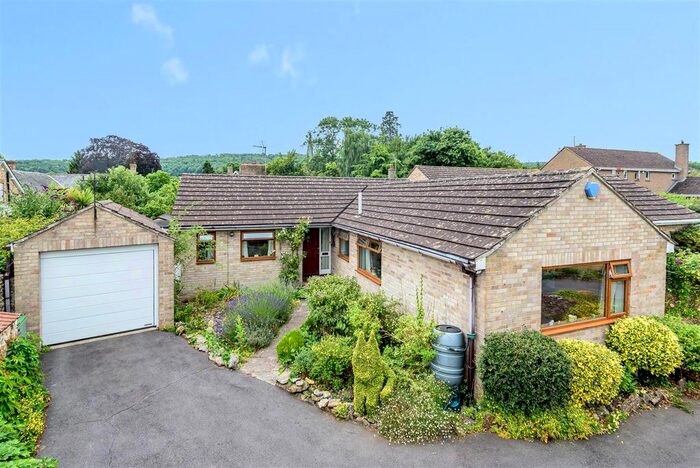 3 Bedroom Detached Bungalow For Sale In Pitminster, Taunton, TA3