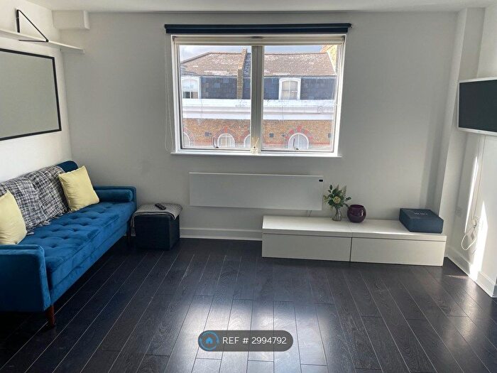 Studio To Rent In Bellefields Road, London, SW9