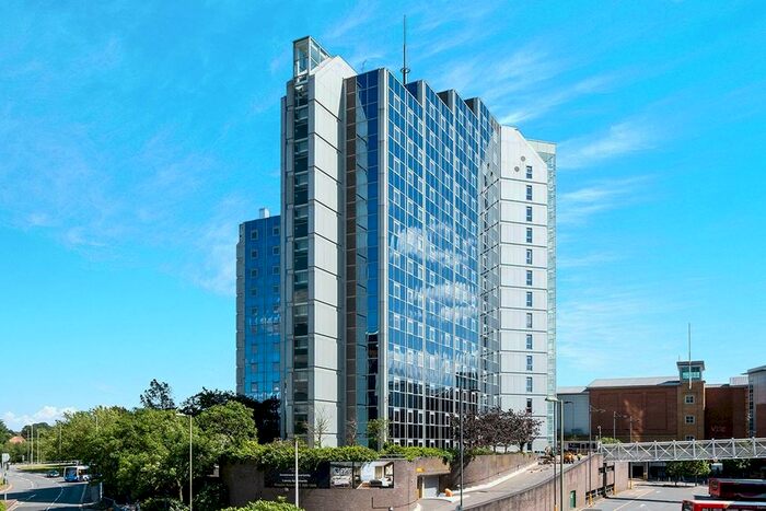 1 Bedroom Flat To Rent In Churchill Way, Basingstoke, Hampshire RG21