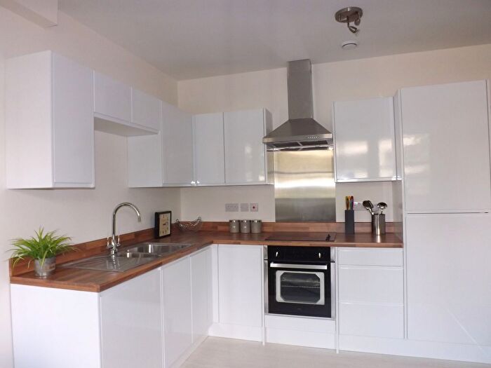 2 Bedroom Flat To Rent In Electra House, Swindon, SN1