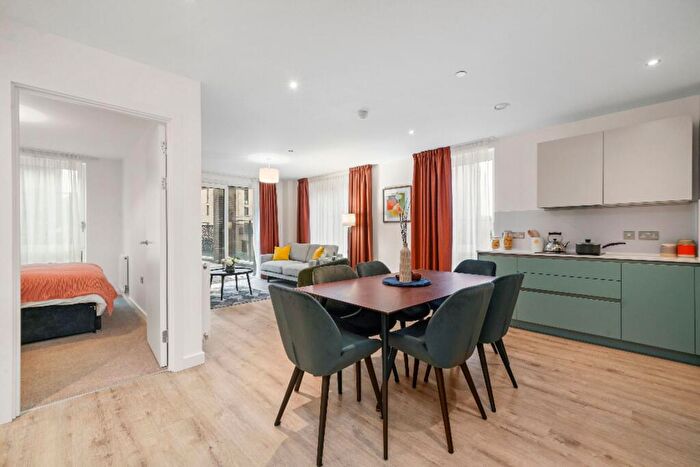 3 Bedroom Apartment To Rent In New Maker Yards, Middlewood St, M5