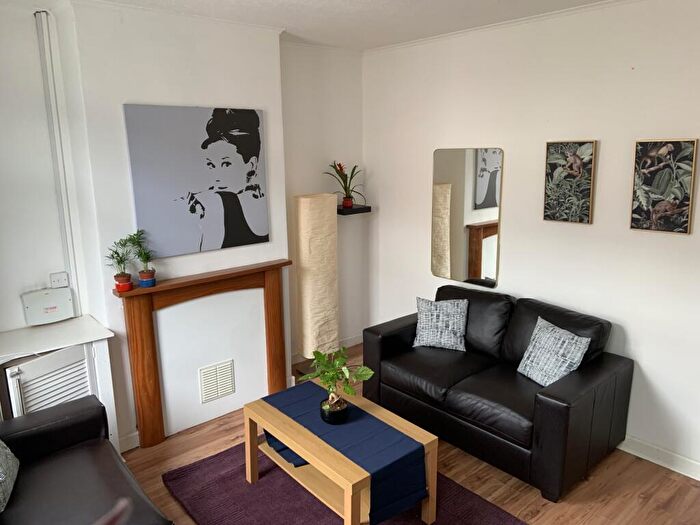 3 Bedroom House To Rent In Humber Road, Beeston, East Midlands, NG9