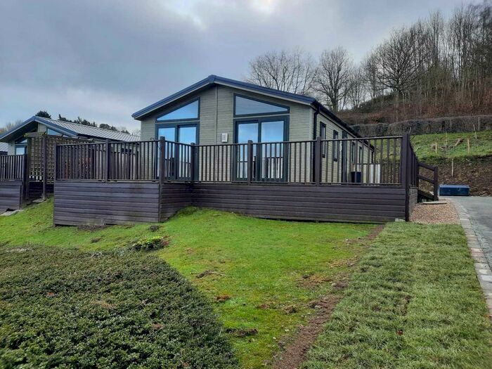 3 Bedroom Lodge For Sale In Pentrebeirdd, Guilsfield, Welshpool, SY21