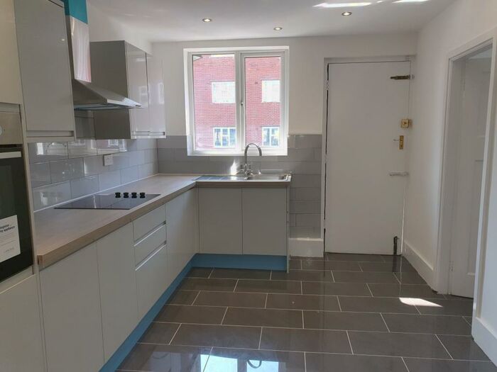3 Bedroom Apartment To Rent In Islington Row Middleway, Birmingham, B15