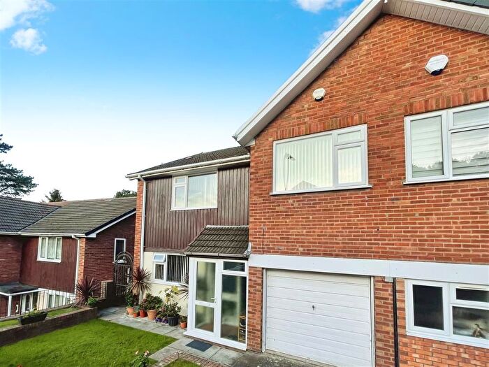 4 Bedroom Property To Rent In Yewberry Lane, Newport, NP20