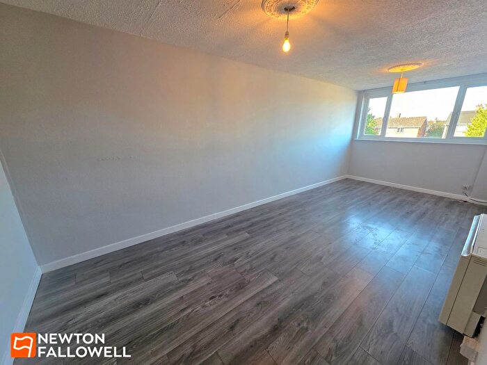 2 Bedroom Flat To Rent In Ossington Close, Meden Vale, NG20