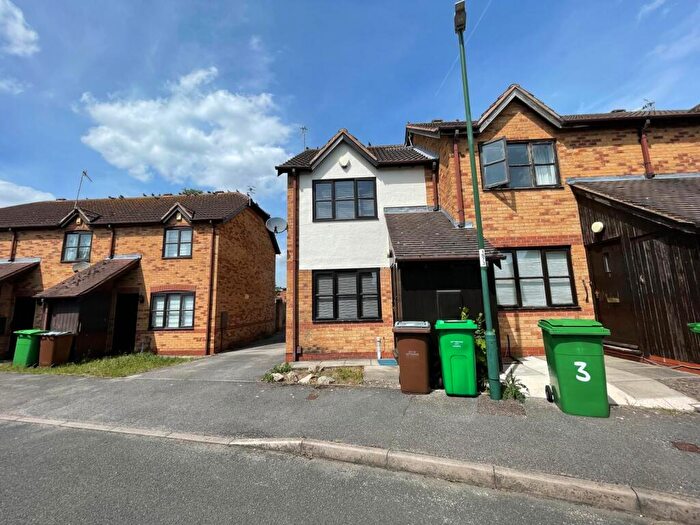 2 Bedroom Semi Detached House For Sale In Shelby Close, Lenton, Nottingham, Nottinghamshire, NG7