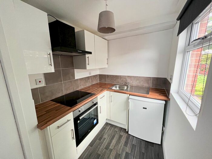 1 Bedroom Studio To Rent In De Burton Court, Hedon, Hull, HU12
