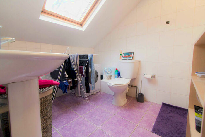 1 Bedroom Flat To Rent In Vinery Road, Leeds, LS4