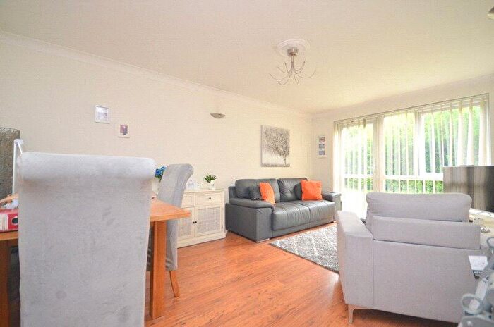 2 Bedroom Apartment To Rent In Chaplaincy Gardens, Hornchurch, Essex, RM11