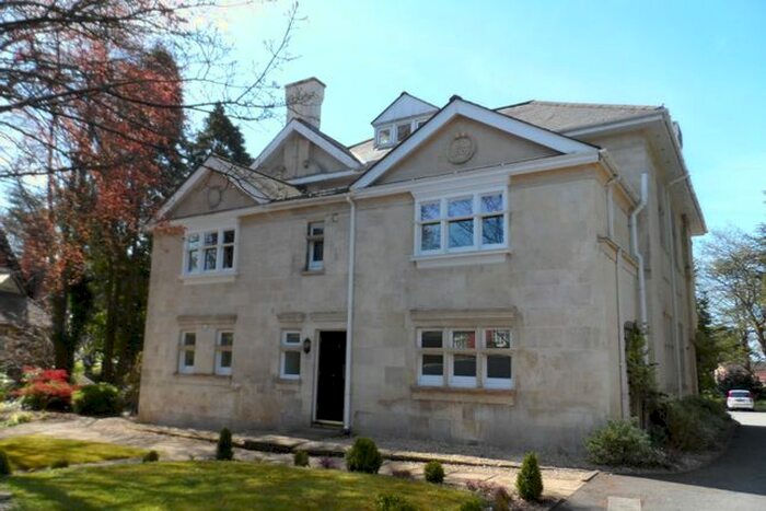 2 Bedroom Flat To Rent In Stow Park Circle, Newport, NP20