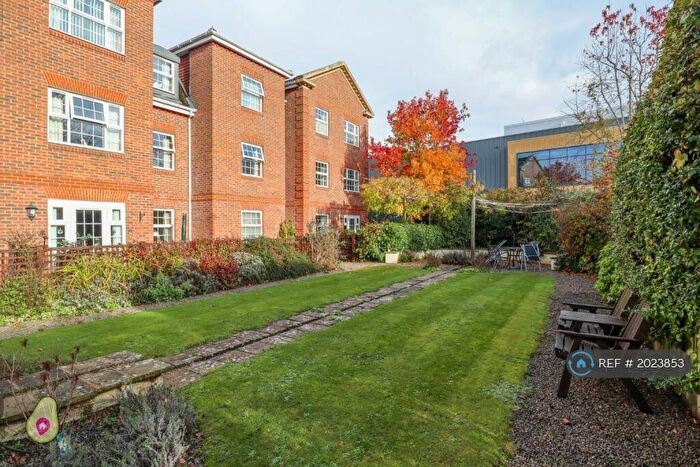 1 Bedroom Flat To Rent In Academy Gate, Camberley, GU15