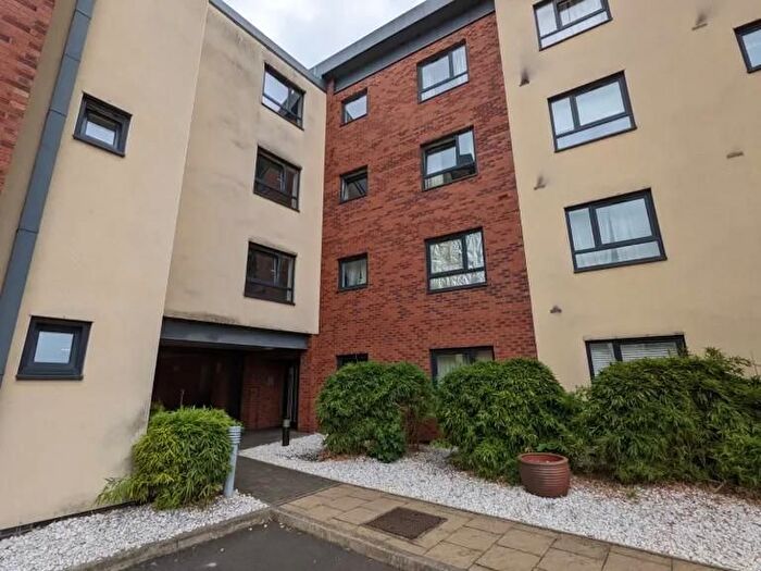 2 Bedroom Flat To Rent In Western Road, Leicester, LE3