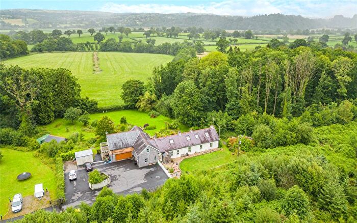 5 Bedroom Detached House For Sale In Golden Grove, Llandeilo, Carmarthenshire, SA32