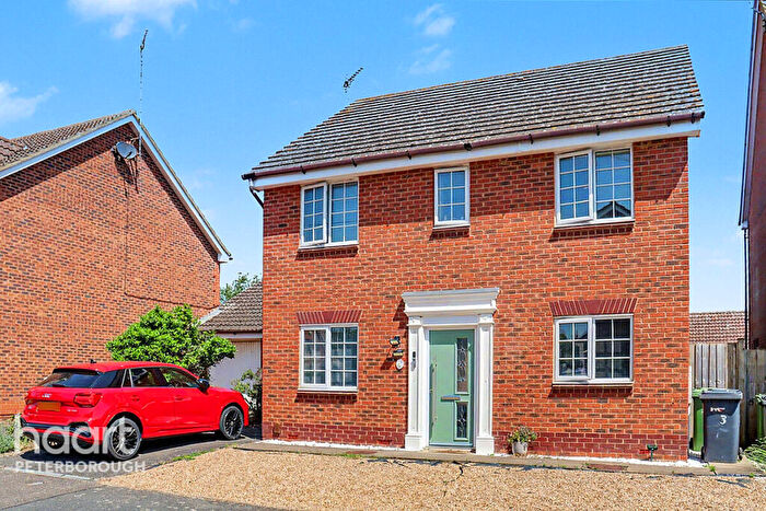 4 Bedroom Detached House For Sale In Watersend Road, Hampton Hargate, PE7