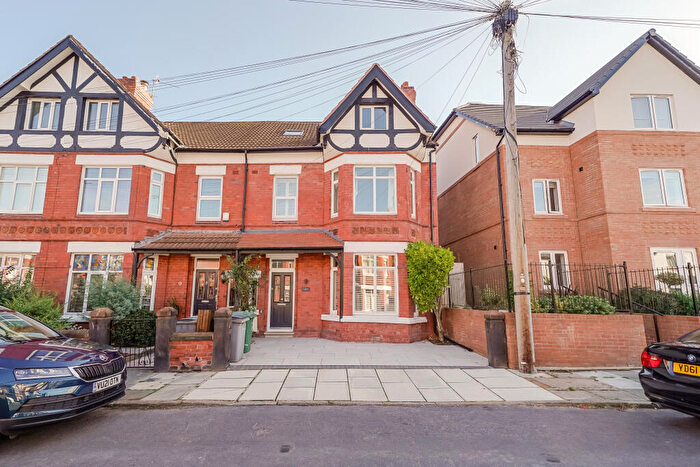 5 Bedroom End Of Terrace House For Sale In Brookfield Road, West Kirby, Wirral, CH48