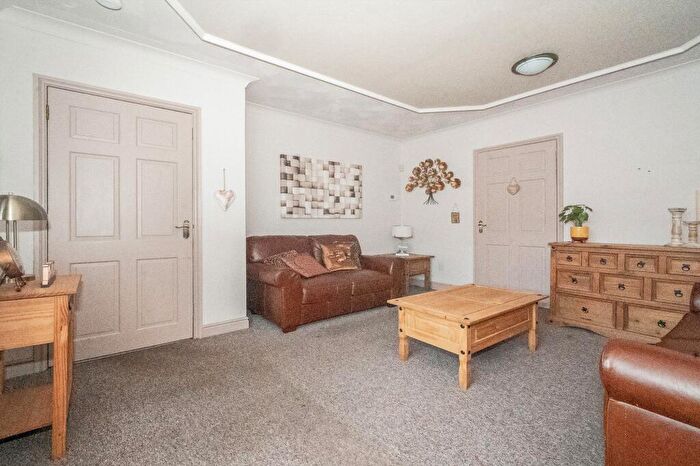 2 Bedroom Semi-Detached House For Sale In Mill Road, Harthill, ML7