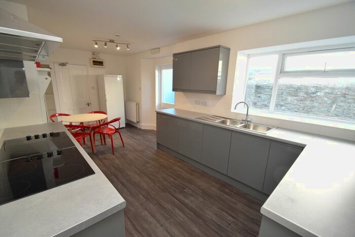 8 Bedroom Terraced House To Rent In Gyllyngvase Terrace, Falmouth, TR11