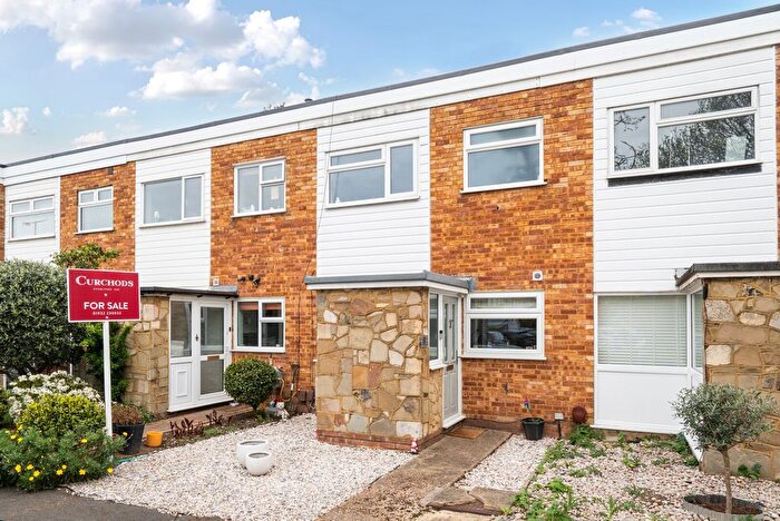 3 Bedroom Terraced House For Sale In Queen Mary Road, Charlton Village, Shepperton, TW17