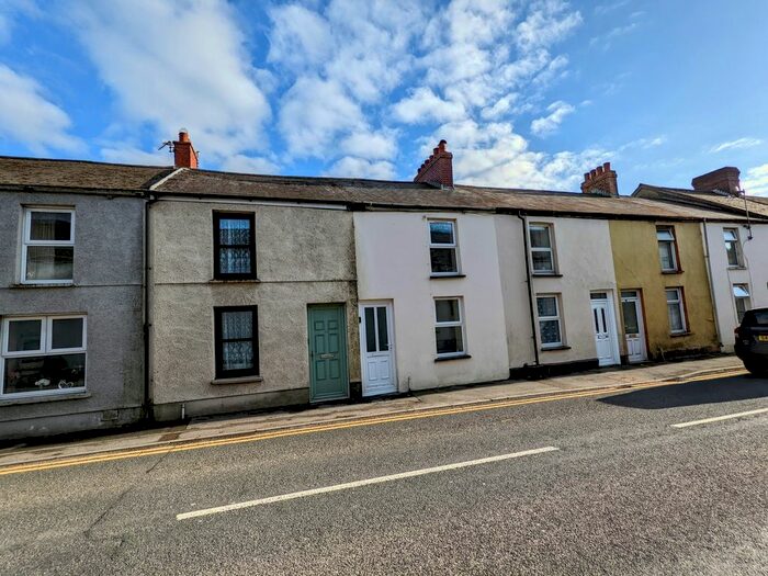 2 Bedroom Property To Rent In Priory Street, Carmarthen, SA31