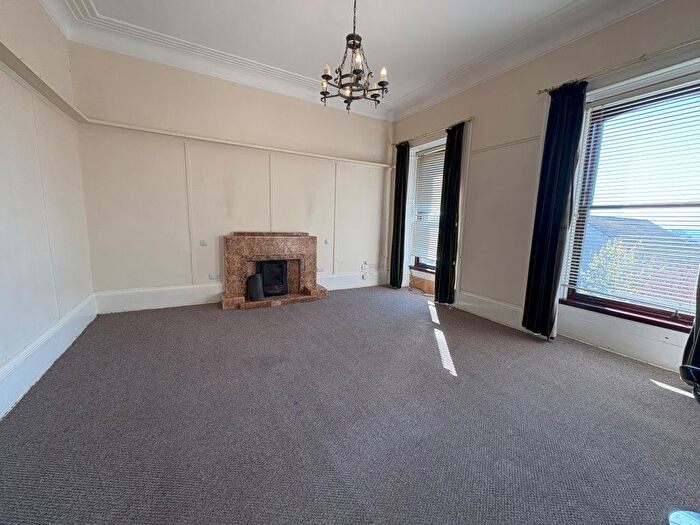 5 Bedroom Maisonette To Rent In Windsor Street (Non-Hmo), Dundee, DD2