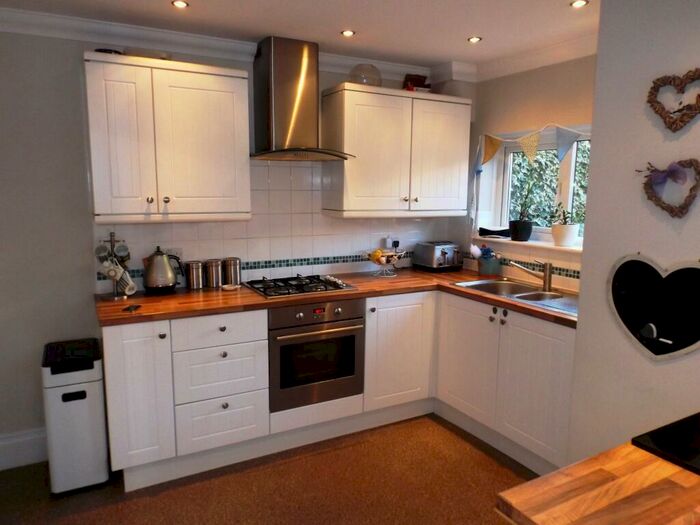 3 Bedroom House To Rent In Exeter-Zero Deposit Scheme Available, EX2