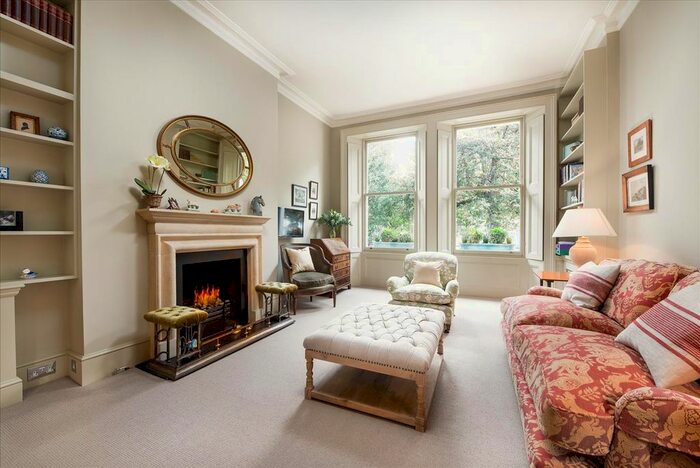 1 Bedroom Flat To Rent In Redcliffe Gardens, Chelsea, SW10