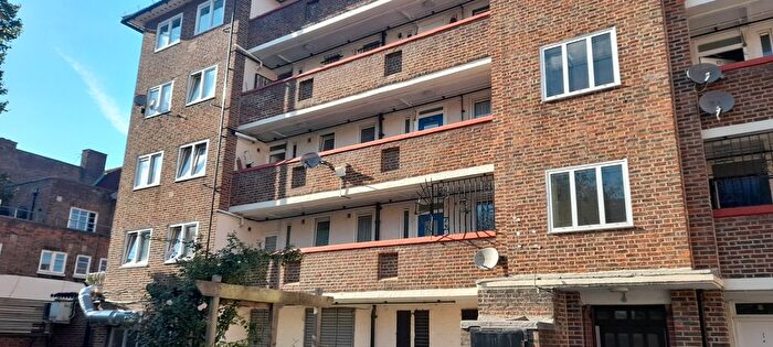 2 Bedroom Flat To Rent In Ranwell Close, Beale Road, London, E3