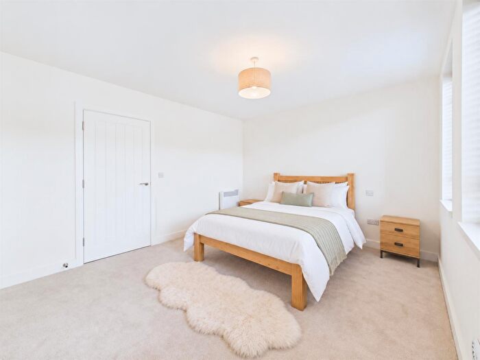 2 Bedroom Apartment To Rent In Napier Street, Sheffield, S11