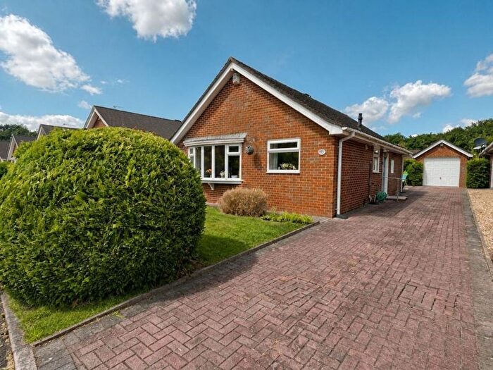 2 Bedroom Detached Bungalow For Sale In Ravenscroft, Holmes Chapel, CW4