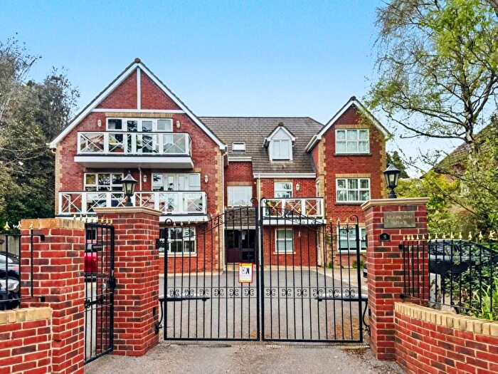 2 Bedroom Flat To Rent In Nelson Road, Bournemouth, BH4