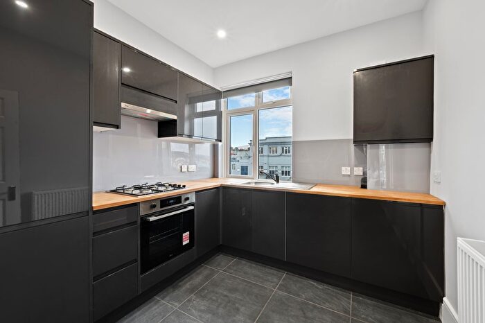 2 Bedroom Flat To Rent In Church Hill Road, Cheam, Sutton, SM3