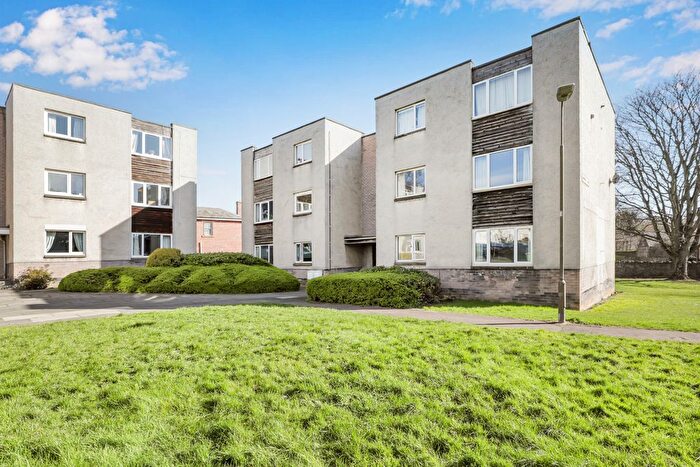 2 Bedroom Flat For Sale In Somnerfield Court, Haddington, EH41