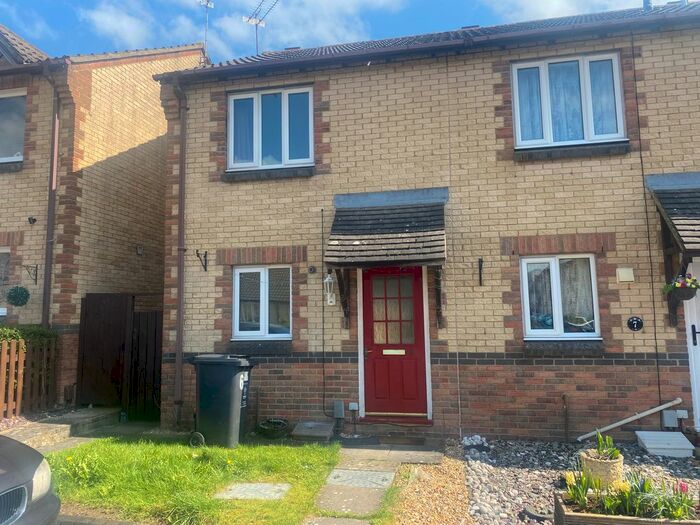 2 Bedroom Property To Rent In Purslane Close, Pembroke Park, Swindon, SN2