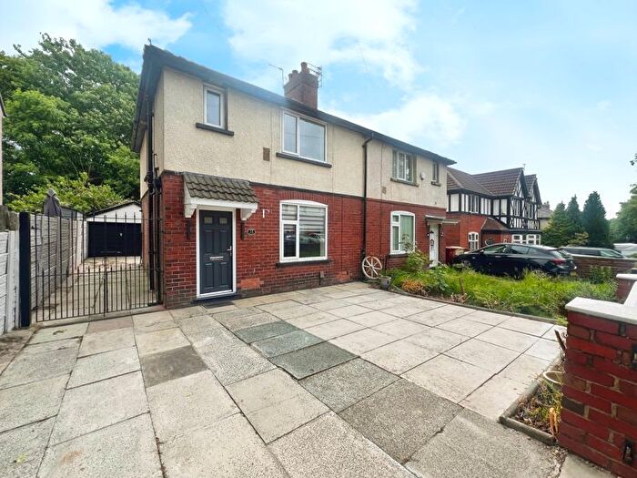 3 Bedroom Semi-Detached House To Rent In Doyle Road, Hunger Hill, Bolton, BL3