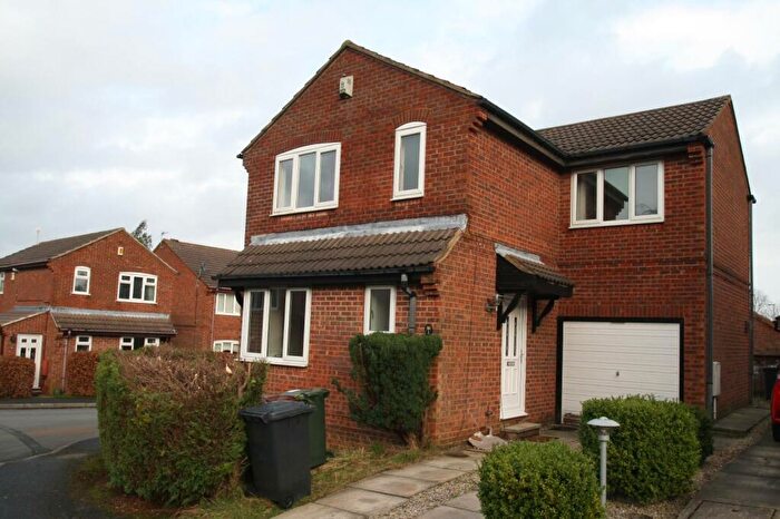 4 Bedroom House To Rent In Plane Tree Croft, Leeds, West Yorkshire, Uk, LS17