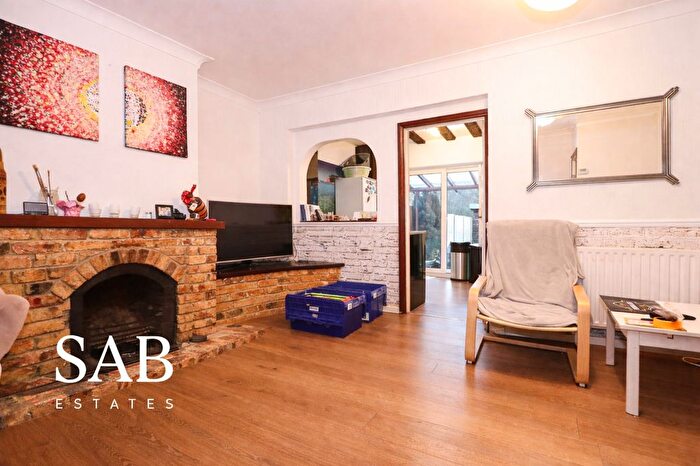 4 Bedroom End Terrace House To Rent In Pembroke Road, Greenford, UB6