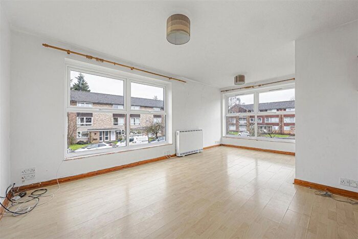 2 Bedroom Flat For Sale In Liebenrood Road, Reading, RG30