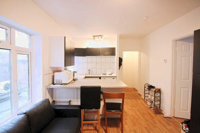 2 Bedroom Flat To Rent In Chalton Street, Euston, NW1