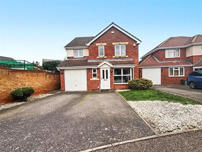 4 Bedroom Detached House For Sale In Marsh View, Gravesend, Kent, DA12