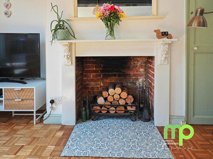 3 Bedroom End Of Terrace House For Sale In Cock Street, Wymondham, NR18