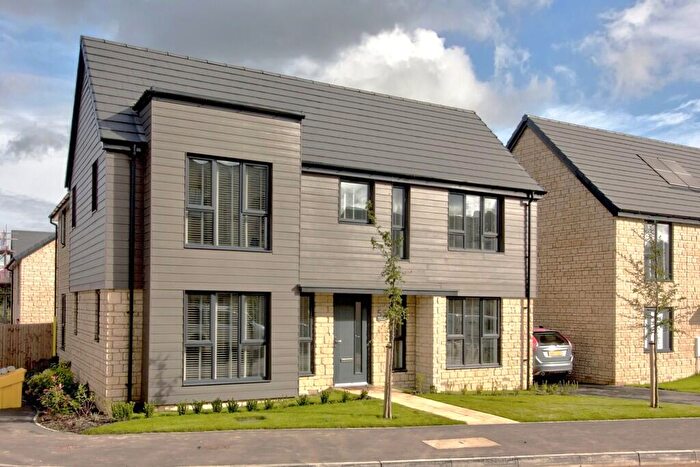 4 Bedroom Detached House For Sale In Wheatfield Avenue, Chippenham, SN14