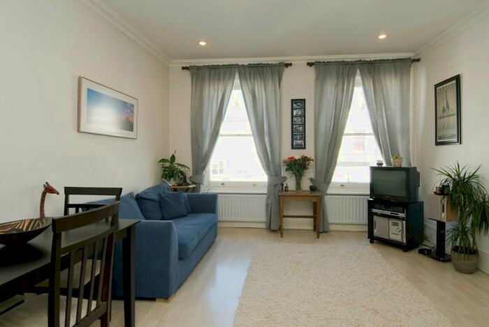 1 Bedroom Flat To Rent In Comeragh Road, Second Floor Flat, London, Greater London, W14