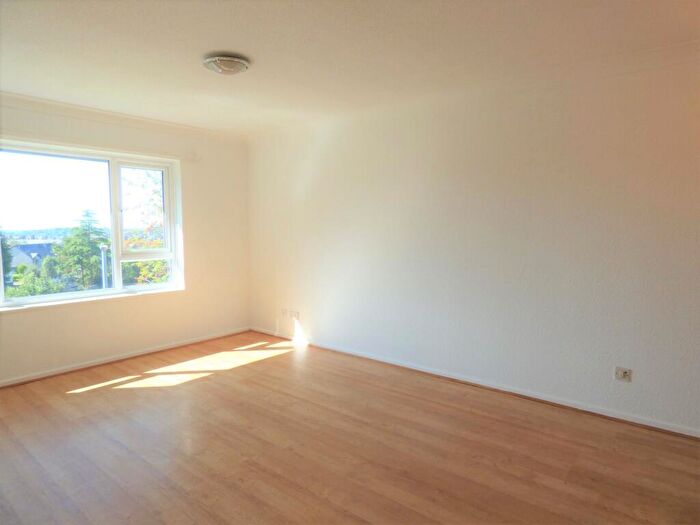 2 Bedroom Flat To Rent In Derwent Road, Lancaster, LA1